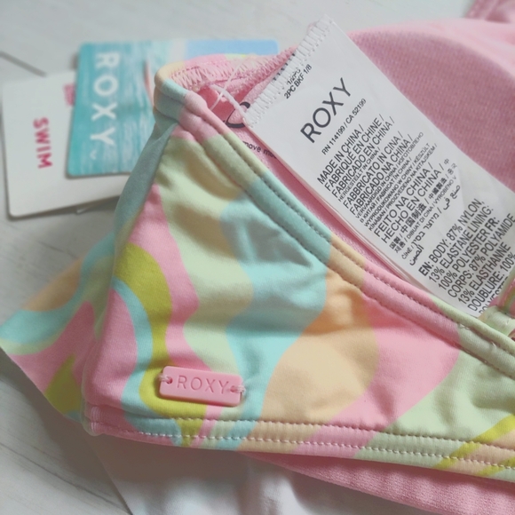 ROXY NEW Tropics Hype Crop Bikini Top - Picture 8 of 13